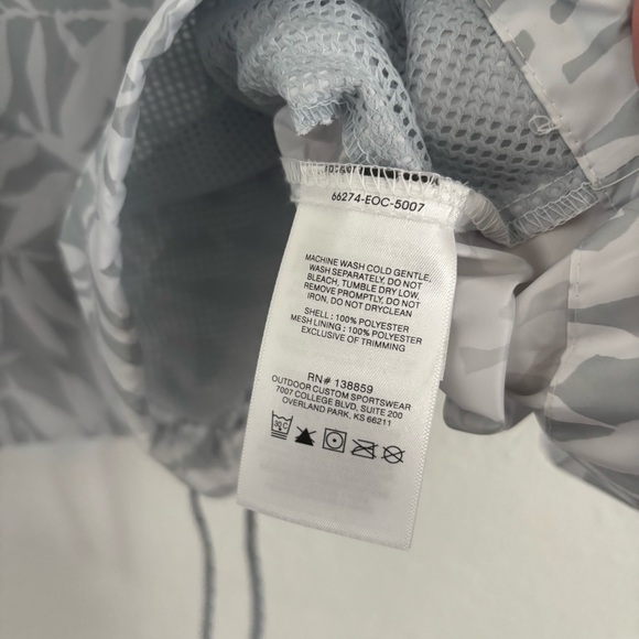 Columbia Women's Size Large San Diego Padres Flash Forward Windbreaker Jacket - Picture 3 of 4